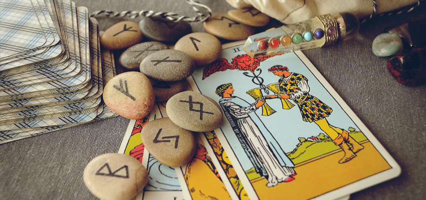 tarot card reading page banner